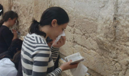 娱乐圈密集性吃瓜,瓜田李下，揭秘明星们的秘密花园